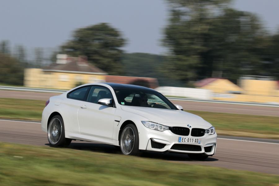  BMW M4 Coupe Competition Package 2016 года  (фото 6 из 29)